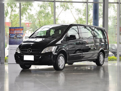 奔驰威霆 商务出行新标杆与定制化蓝海